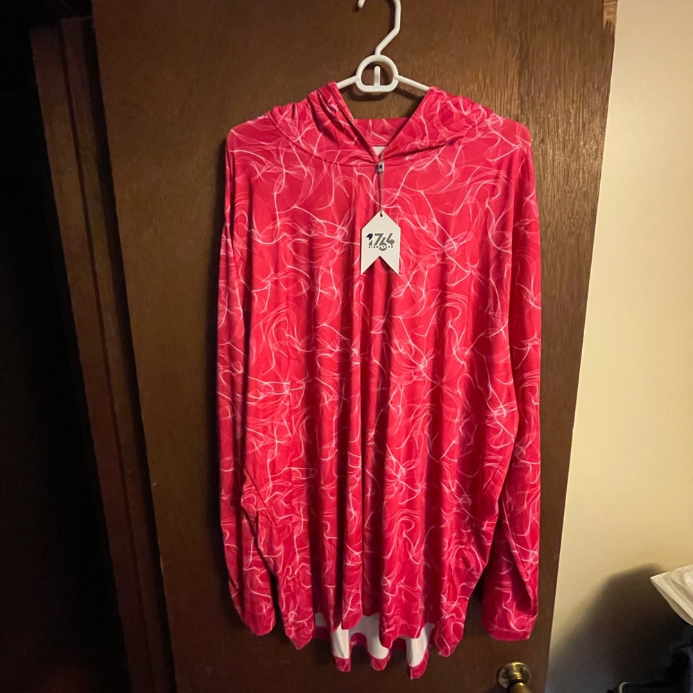 Men's Red Hooded Long-Sleeve Shirt with Subtle Swirl Pattern